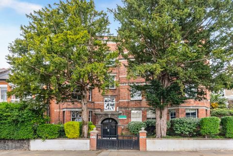 Crouch Hill, London N4