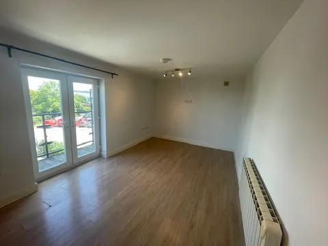 Apartment in Bristol, Shirehampton - View 5
