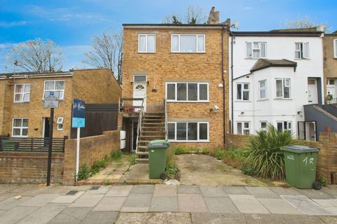 Brookhill Road, London SE18