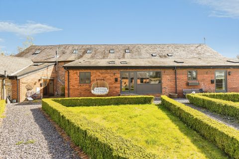 Wrexham Road, Rhostyllen, Wrexham LL14, 4 bed barn conversion for sale ...