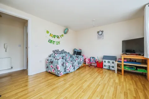 Apartment in Ashfield, Butlers Hill, Hucknall - View 5