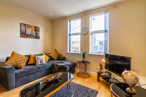 Musters Road, West Bridgford NG2 - More