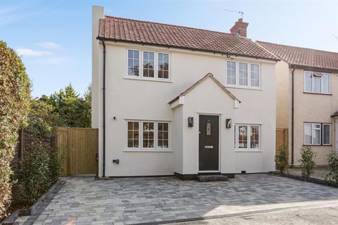 The Kingsway, Ewell Village KT17
