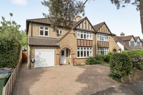 Grimsdyke Road, Pinner HA5