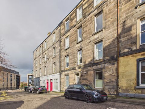 West Montgomery Place, Hillside, Edinburgh EH7
