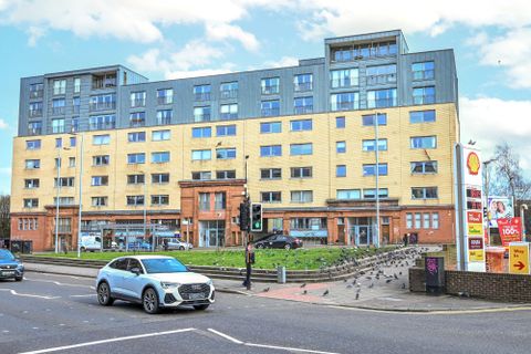 Victoria Road, Glasgow G42