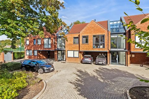 Old Lodge Lane, Purley CR8