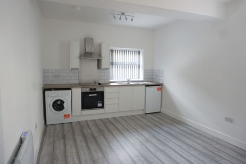 Third Avenue, Nottingham NG7 - View 2