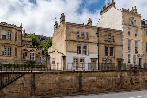 Vineyards, Bath BA1