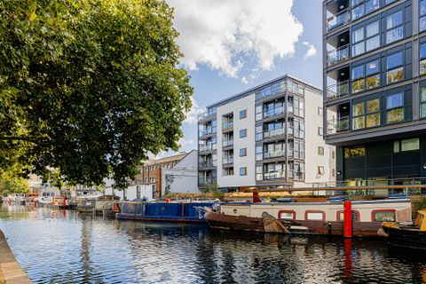 Eagle Wharf Road, Angel Wharf N1