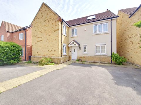 Elms Close, Hornchurch RM11