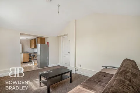 High Road Leytonstone, London E11 - Widok 5