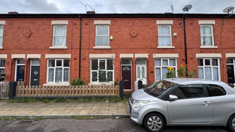 10 Poplar Grove, Urmston, Manchester, Greater Manchester M41