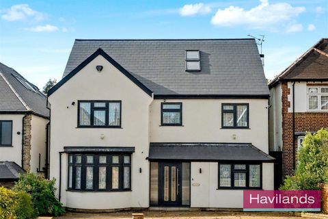 Wades Hill Winchmore Hill N21 5 Bed Detached House For Sale wades-hill-winchmore-hill-n21-5-bed-detached-house-for-sale