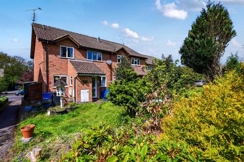 Bloomsbury Way, Blackwater, Camberley GU17, 2 bed end terrace house for ...