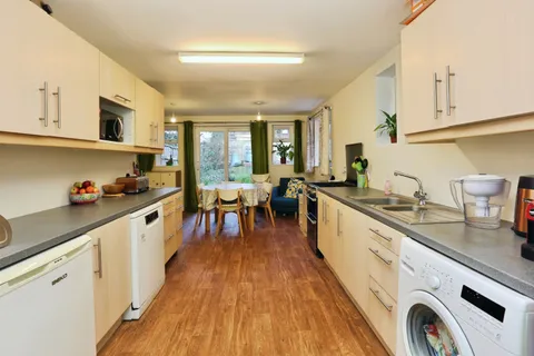 Harbourne Gardens, Southampton SO18 - View 5
