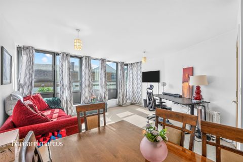 New Park Road, London SW2