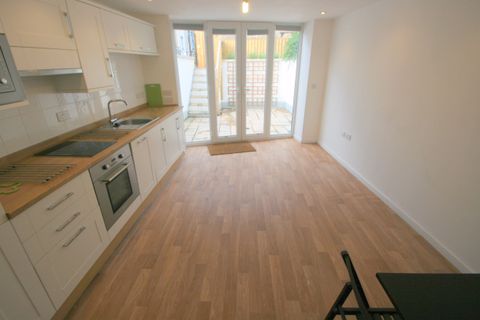 St Johns Lane, Bristol BS3
