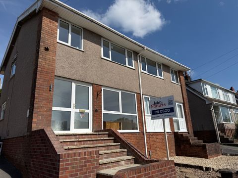 Woodcote, Swansea SA2