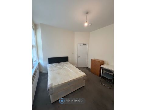 Upton Lane, London E7, Room to rent