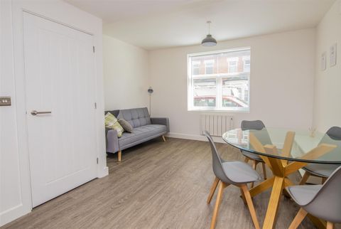 Clarke Road, Northampton NN1 – pohled 2
