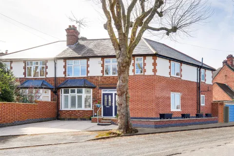 House in Gedling, Nottinghamshire