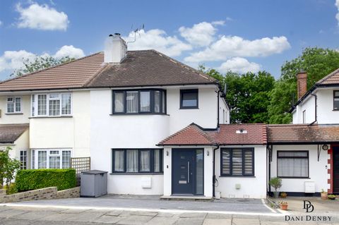 Upcroft Avenue, Edgware HA8