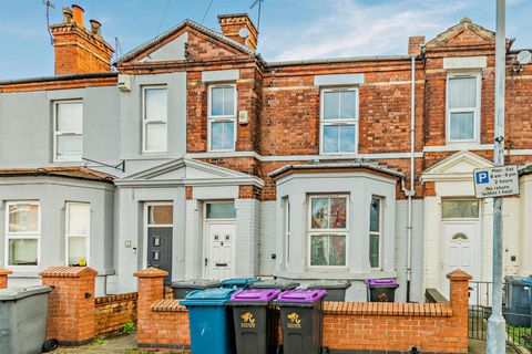Rushworth Avenue, West Bridgford, Nottingham NG2