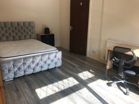 Brynymor Road, Swansea SA1