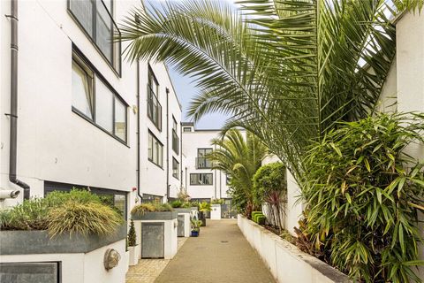 Coopers Yard, Highbury Corner N1 – pohled 2
