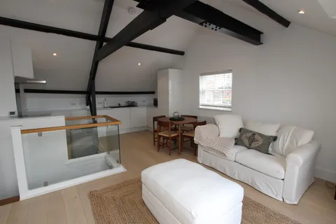 Apartment in Nottingham, The Park - View 5