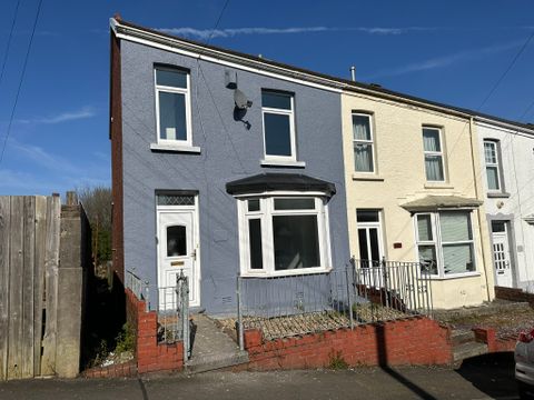 2 bed terraced house to rent in Bath Avenue, Moriston SA6, £1,025 pcm ...