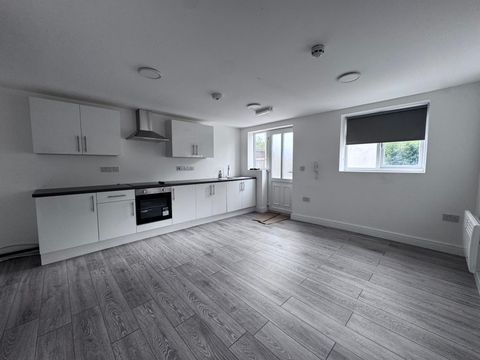 Cannock Road, Wolverhampton WV10