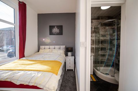 Apartment in Walkden M28 - View 2