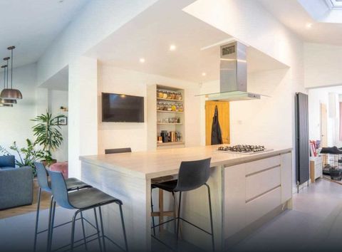 Stratford Road, Hall Green, Birmingham B28