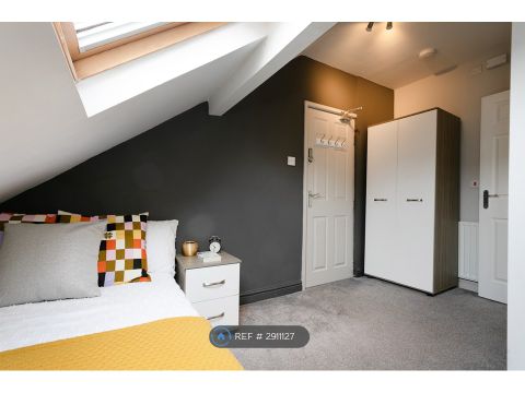 Noel Street, Nottingham NG7 - More