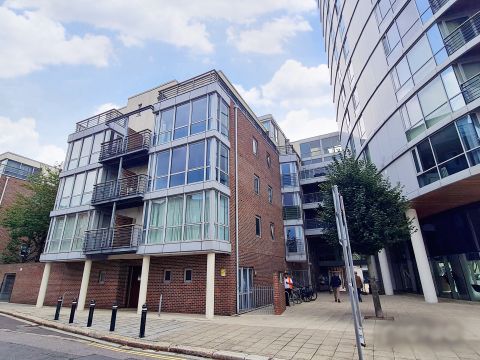 Admiralty Road, Portsmouth PO1
