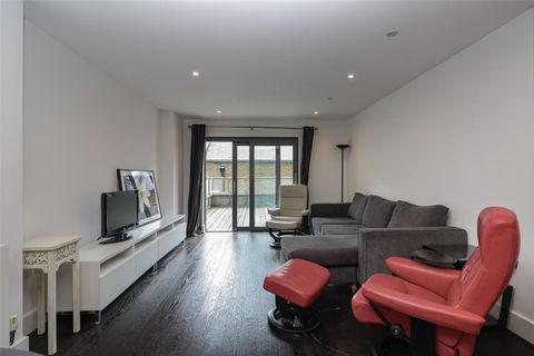 Apartment in Woolwich SE18 - More