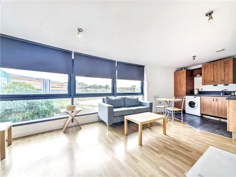 Apartment in Gateshead, North East - View 5