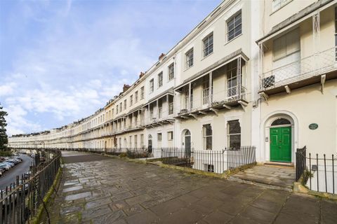 Royal York Crescent, Bristol BS8