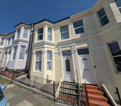 Seymour Avenue, St Judes PL4