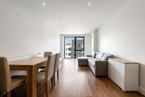 Lighterman Point, 3 New Village Avenue E14