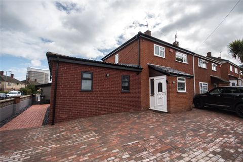 House in Bristol, Hartcliffe - View 2