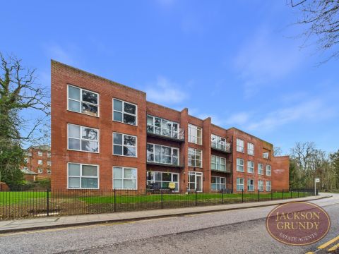 Apartment in Duston, Marina Park, Upton - View 2