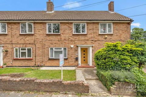 Epsom Way, Hornchurch RM12