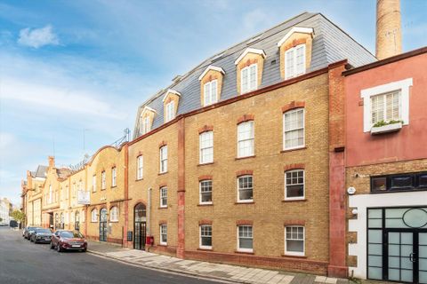 Warple Way, Acton W3