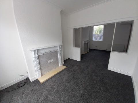 House in Middlesbrough, North Ormesby - More