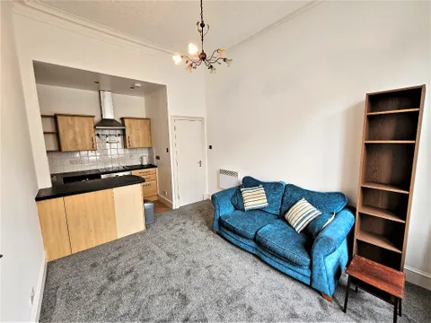 Apartment in Aberdeen, Gilcomston, Rosemount and Mile End - View 5
