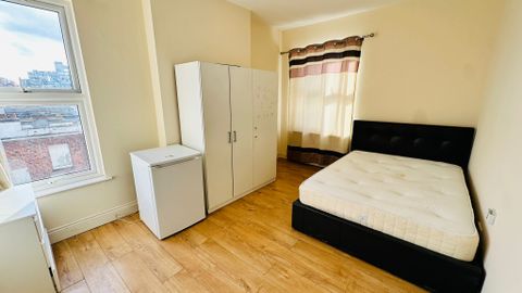 Station Road, Harrow HA1, Room to rent