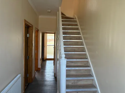 House in London, Mitcham - View 5